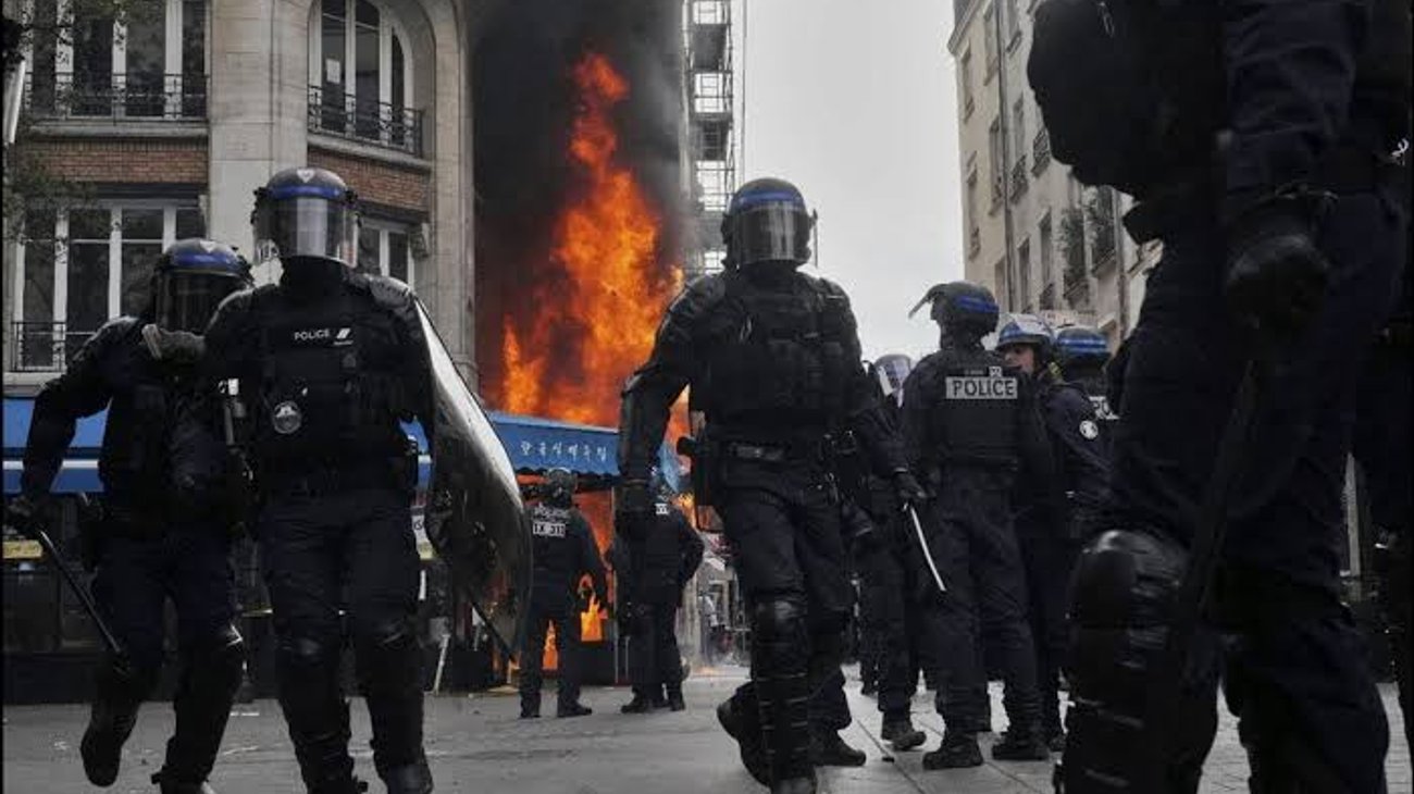 Protestas en Francia dejan 100 detenidos en París