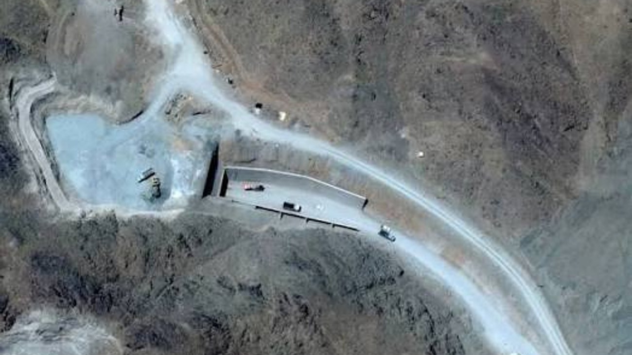 Trump asegura que EUA atacará pronto búnker nuclear iraní