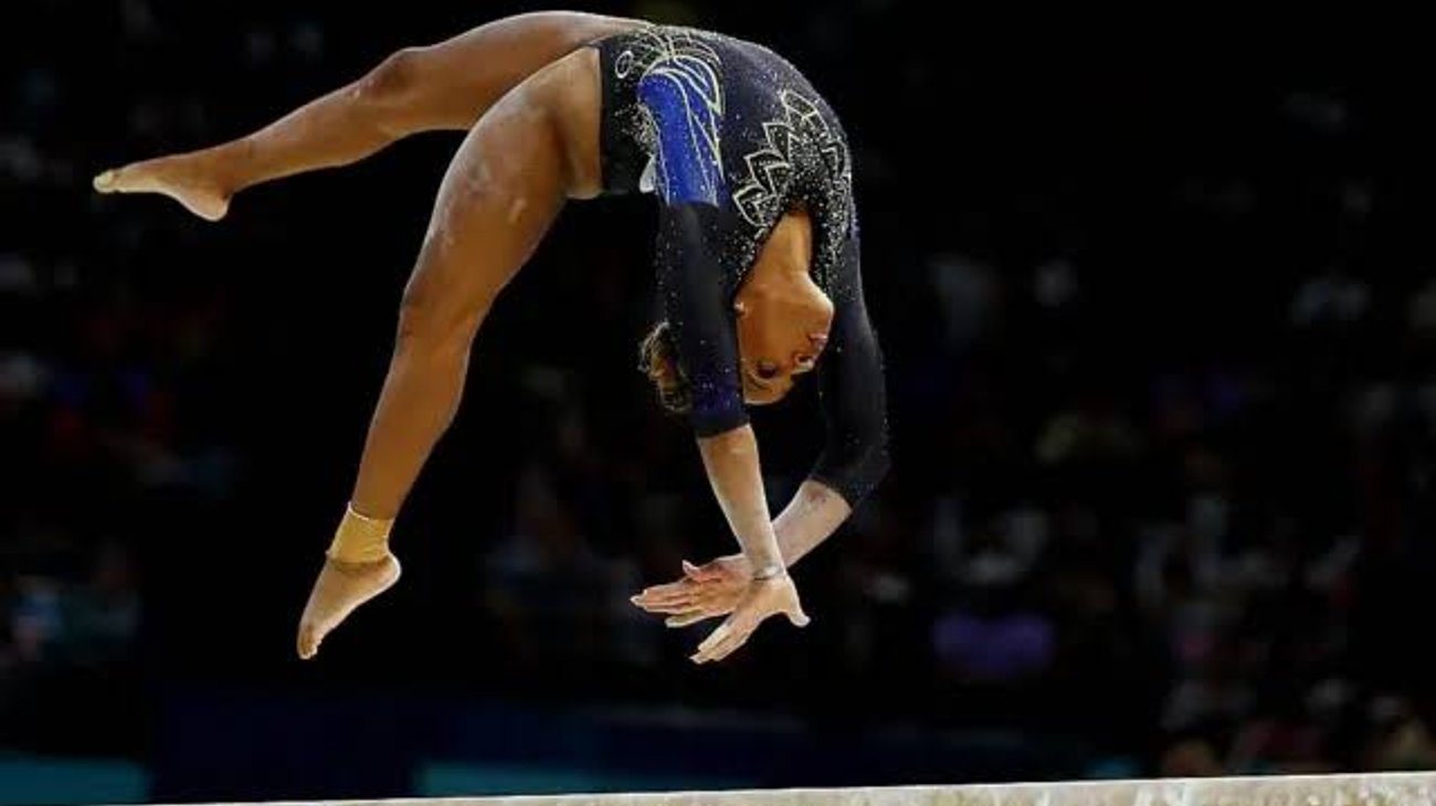 Rebeca Andrade conquista otro oro mundial en salto