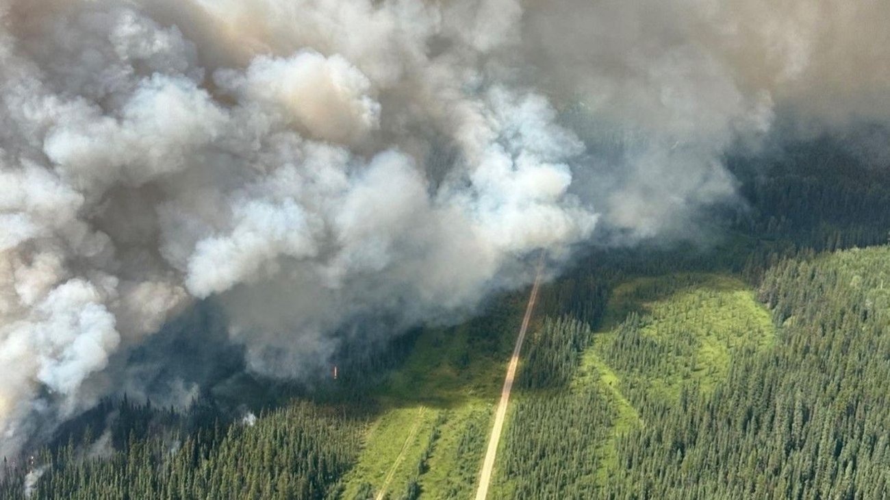 Incendio amenaza Parque Nacional de Jasper en Canadá