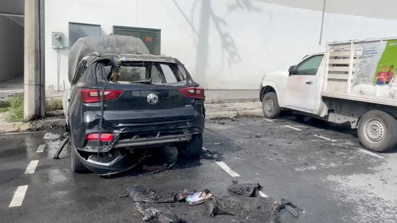 Se incendia una camioneta en el sector Cumbres