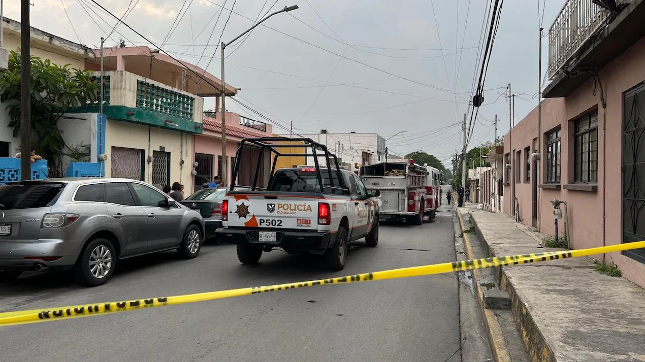 Se reaviva incendio en casa del centro de Guadalupe