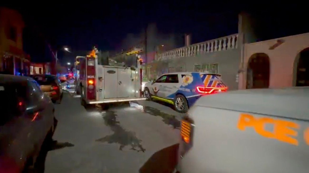 Incendio consume patio de vivienda en Industrias del Vidrio