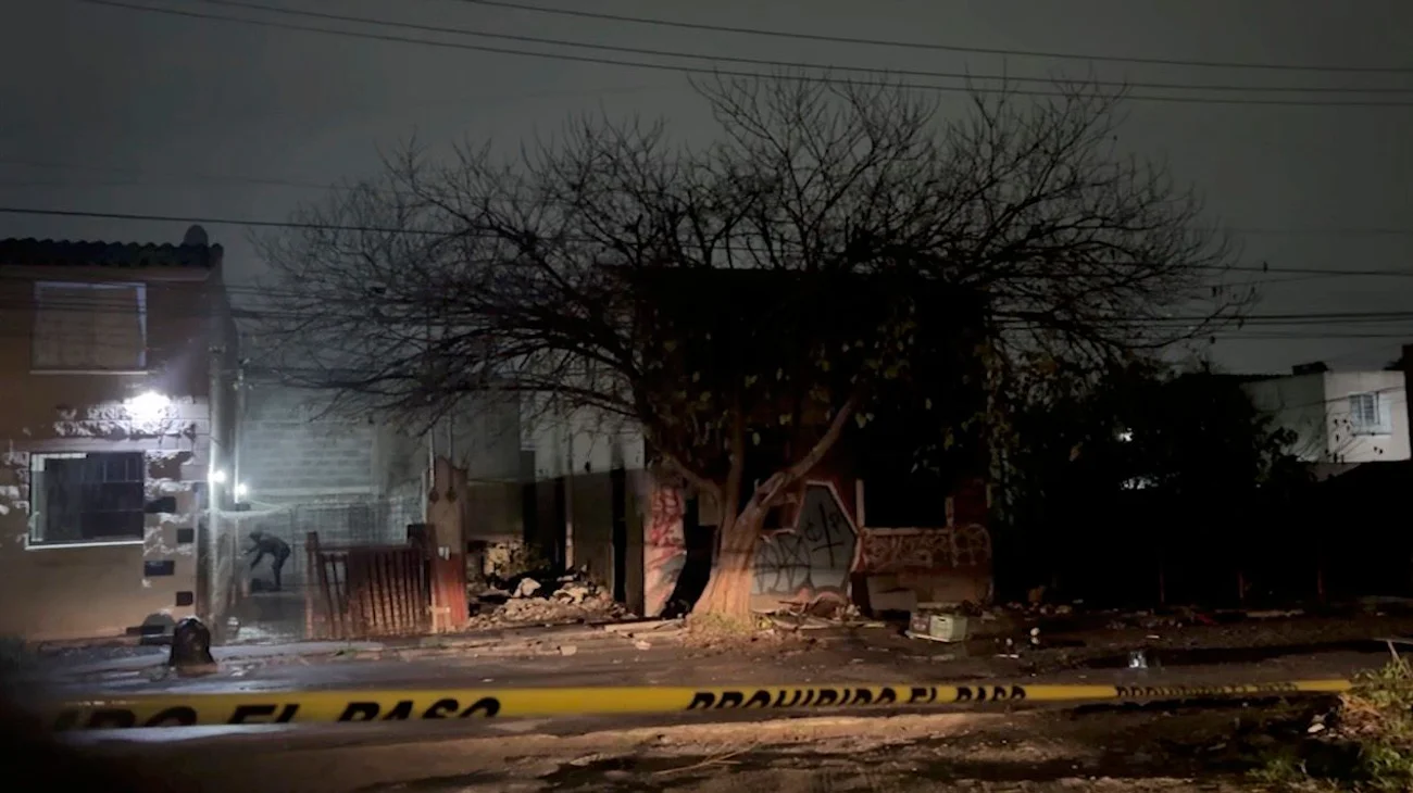 Muere mujer y hombre resulta herido en incendio de vivienda