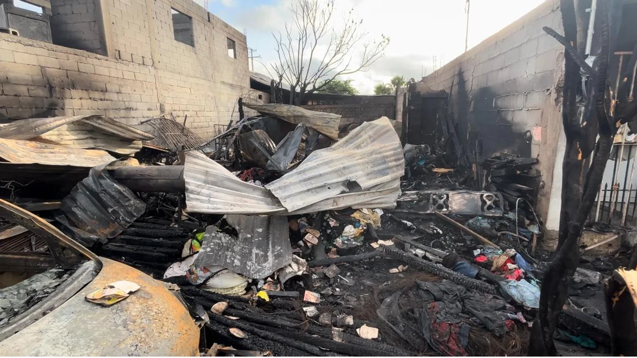 Piden ayuda para familia que pierde patrimonio tras incendio