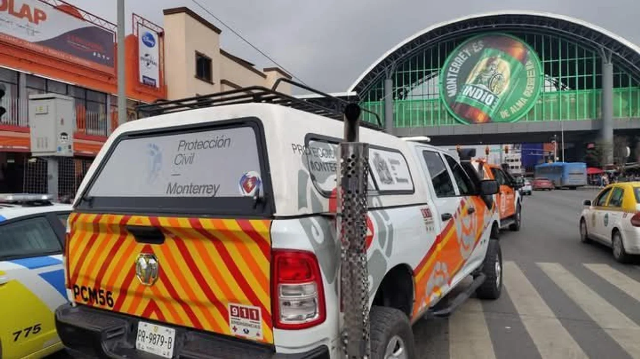 Incendio en habitación de hotel en Monterrey provoca su desalojo