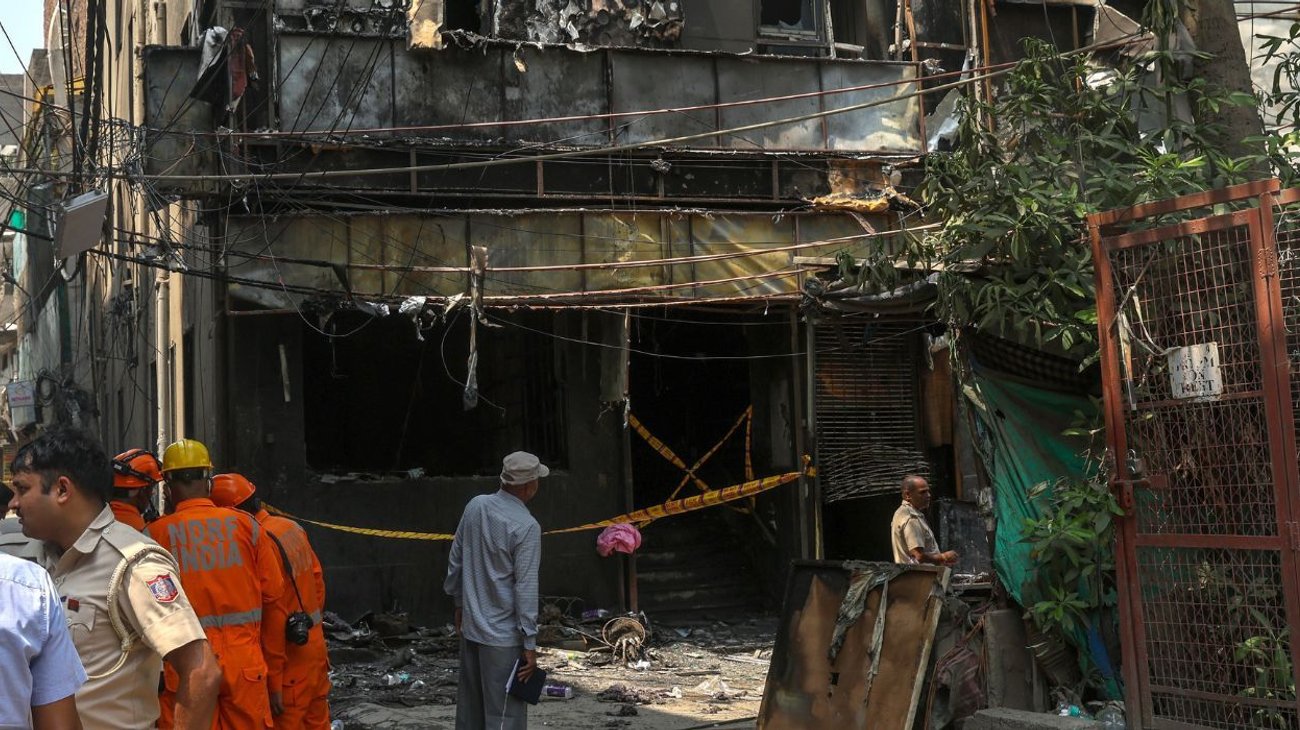 incendio_hotel_deja_21_muerto_26_heridos_nueva_delhi_e95c834fd3