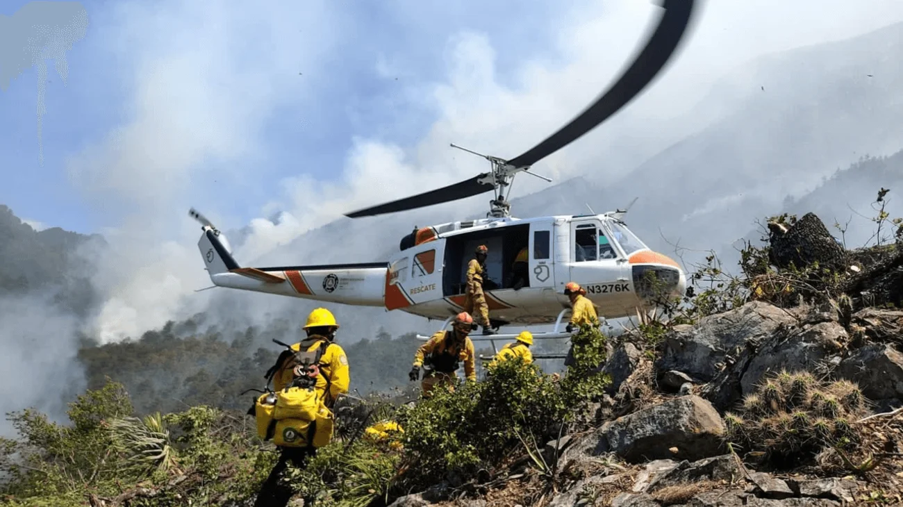 Incendio en El Pajonal continua tras más de una semana