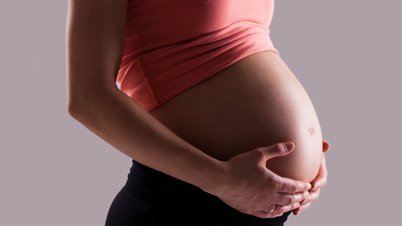 Atacan a embarazada y a su pareja en Tijuana; muere hombre