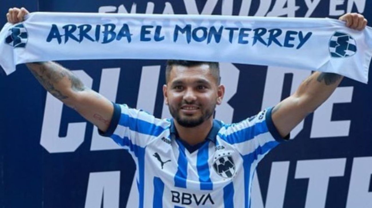 Detienen a 'Tecatito' Corona por conducir ebrio