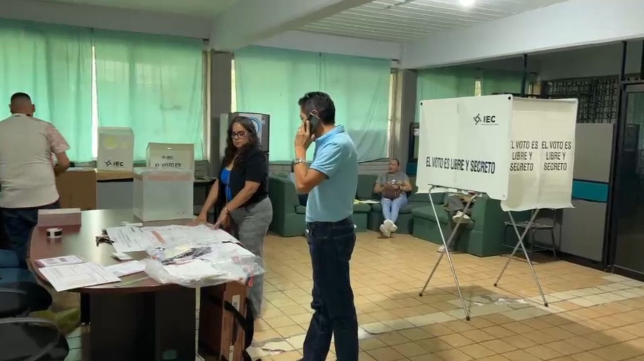 Inicia jornada electoral sin contratiempos en Coahuila