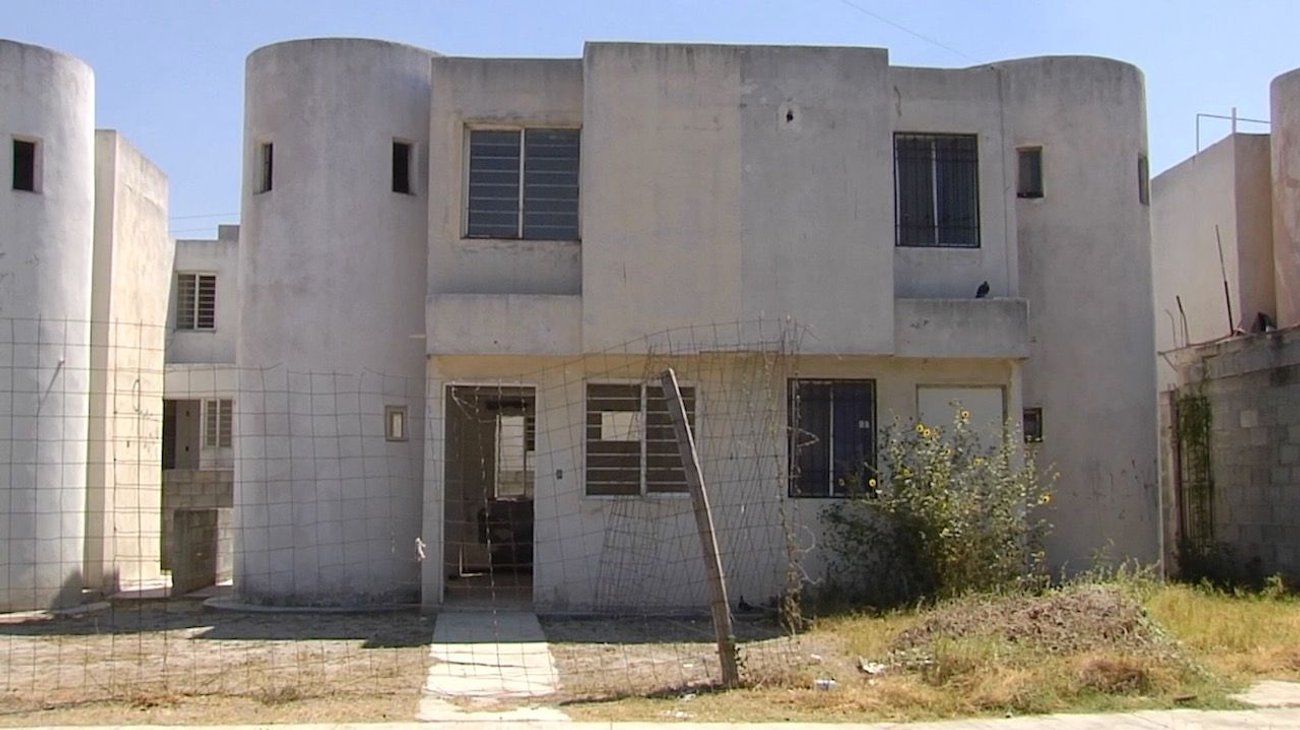 Buscan alcaldes metropolitanos frenar abandono de viviendas