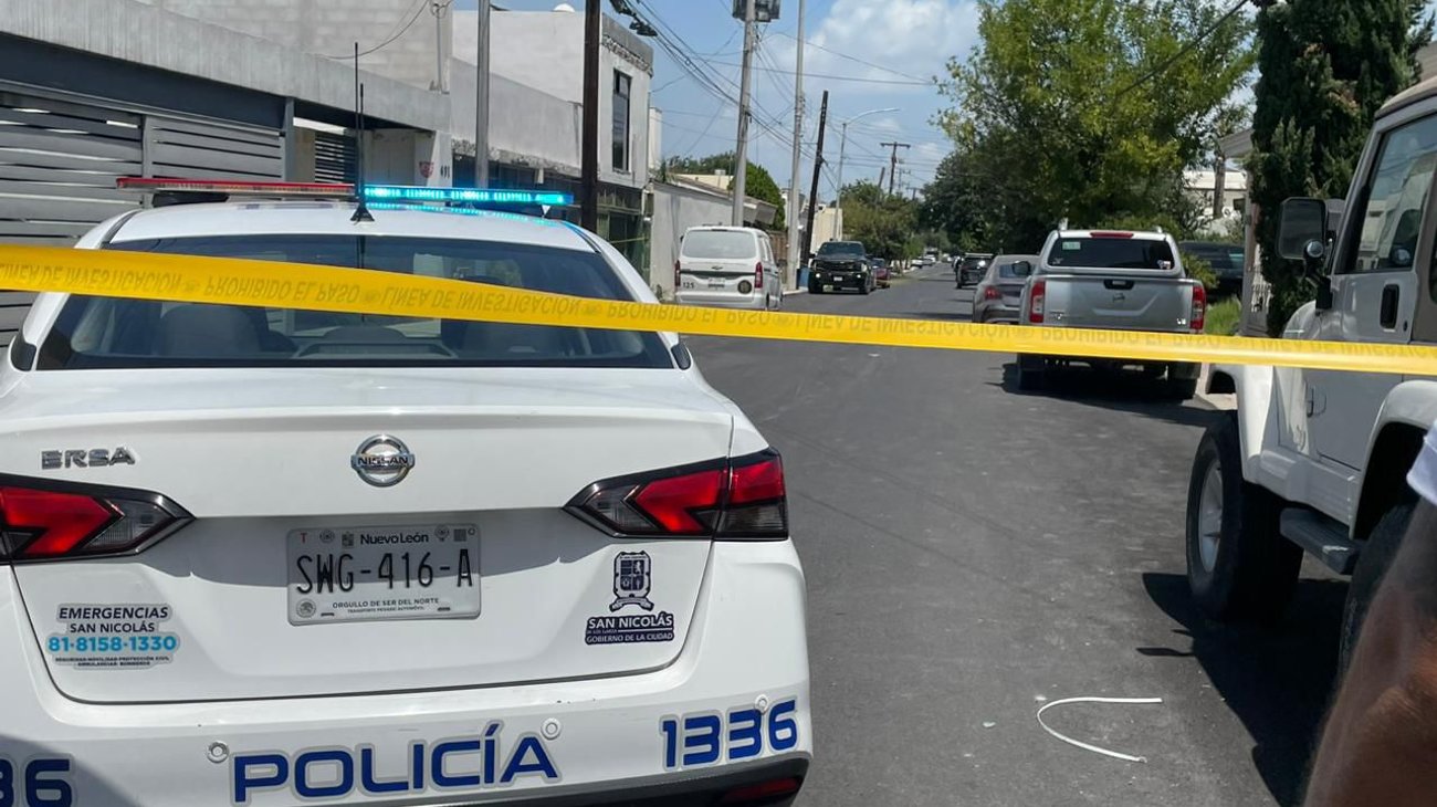 Inspeccionan casa en la Anáhuac donde hallaron restos óseos