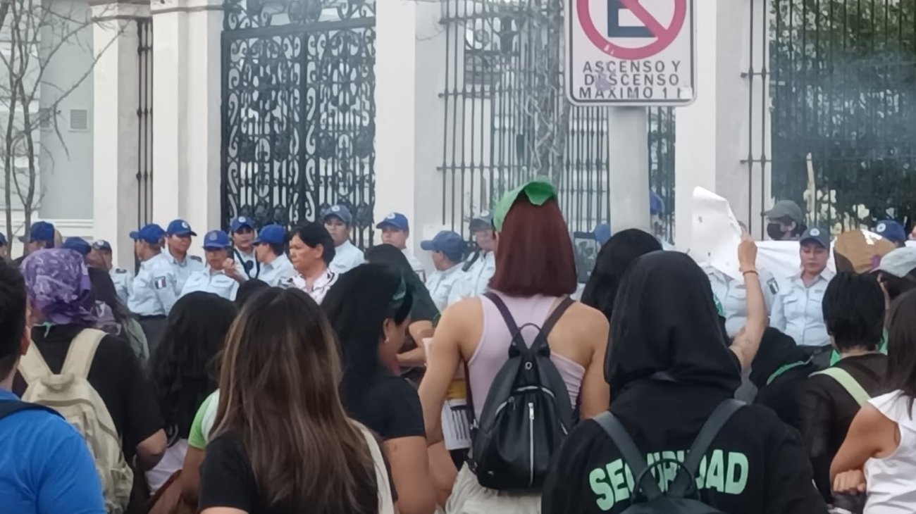 intentan_vandalizar_la_catedra2_7798a9b268