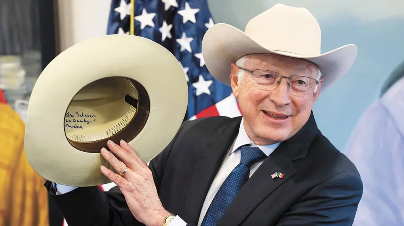 inter_ken_salazar_34508a52f1