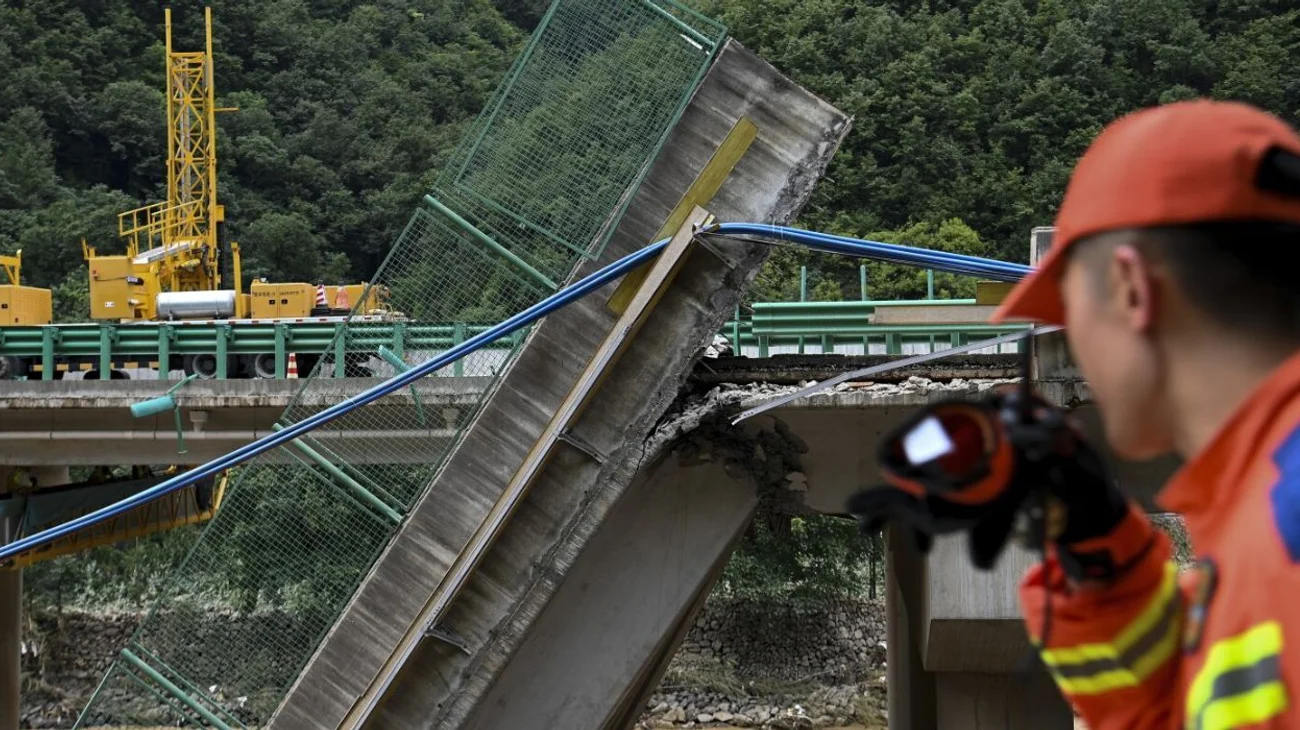 inter_puente_colgante_china_df79450097