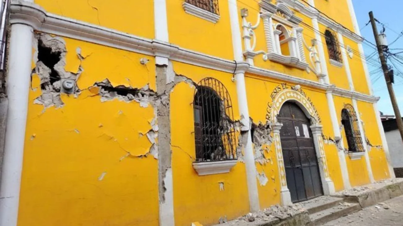 Guatemala declara alerta naranja tras varios sismos en el país