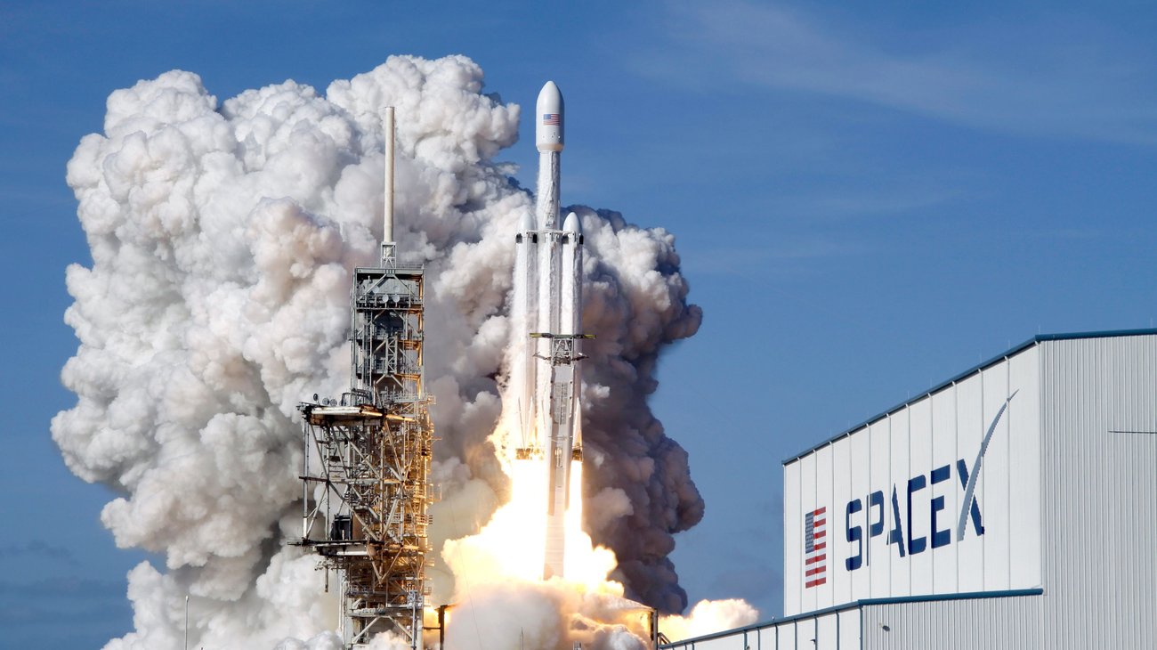 inter_spacex_falcon_9_7aff724021