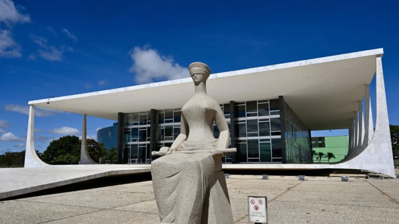 Corte en Brasil retoma el juicio de regulación a redes sociales