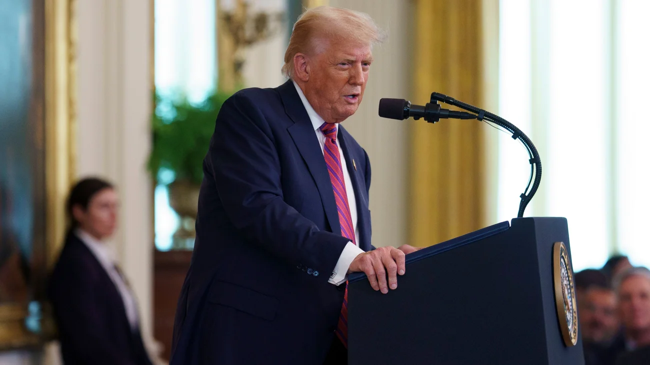 Rechazan intento de Trump de eliminar ciudadanía por nacimiento