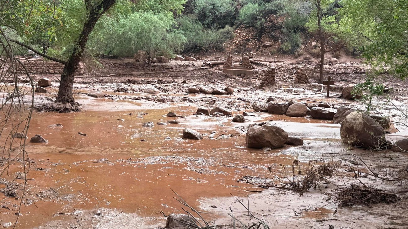 Sube a uno el saldo mortal tras inundación en Gran Cañón