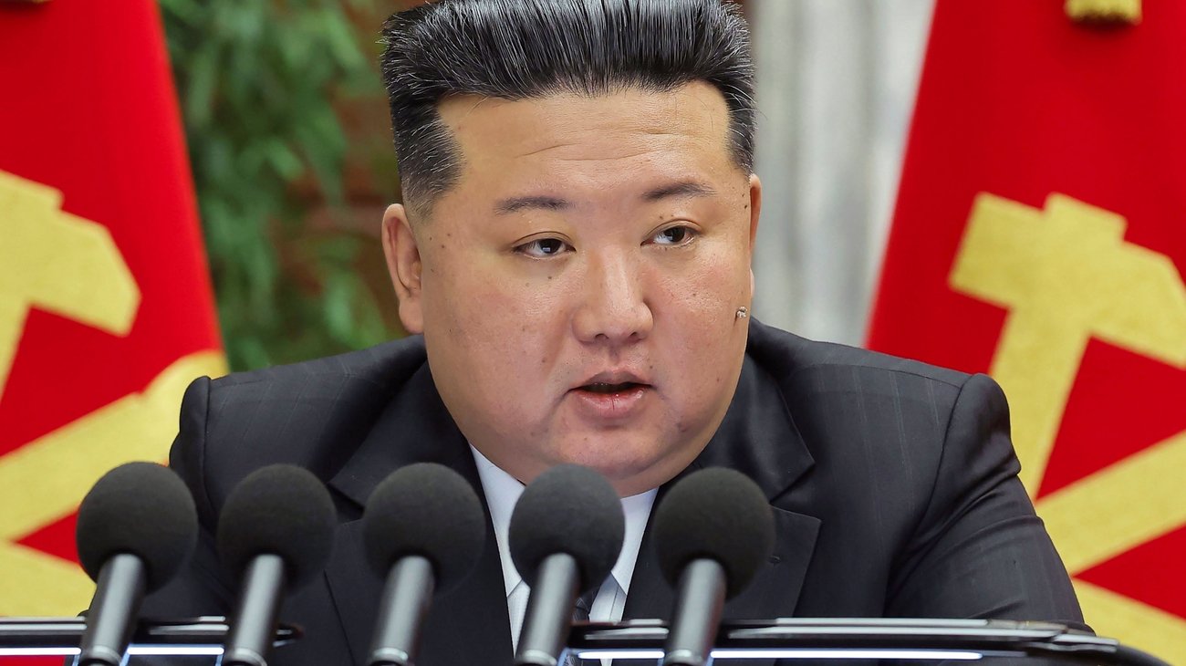 inyer_kim_jong_un_1998d46ff1