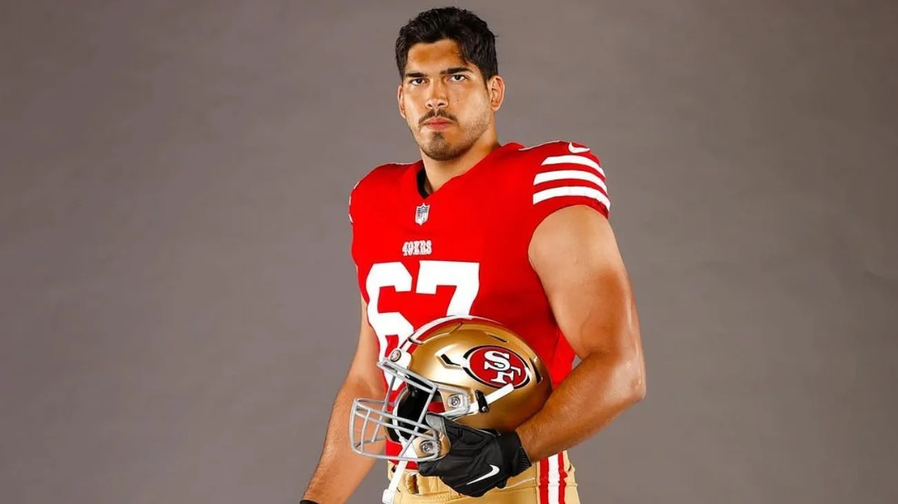 Isaac Alarcón firma un año más con los 49ers de San Francisco