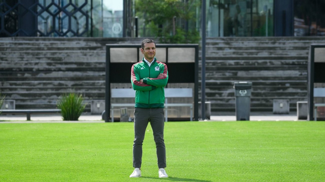 Jaime Lozano no descarta a Nico Ibañez para la Selección