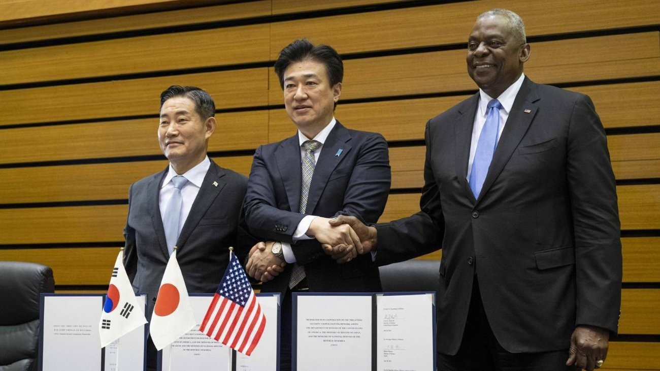 Japón, Corea del Sur y EUA firman acuerdo trilateral