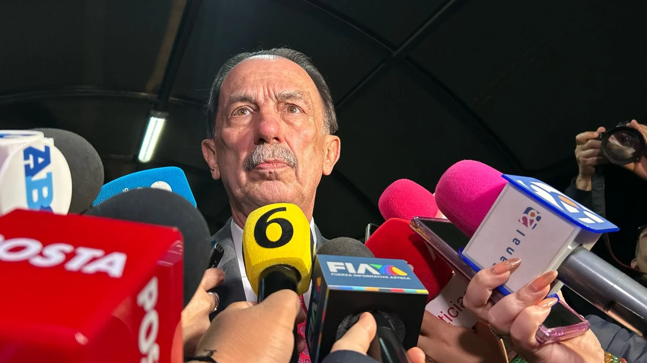 Evaluará Javier Flores perfiles de funcionarios de la Fiscalía