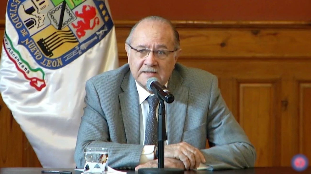 Insiste Javier Navarro que será el encargado del despacho