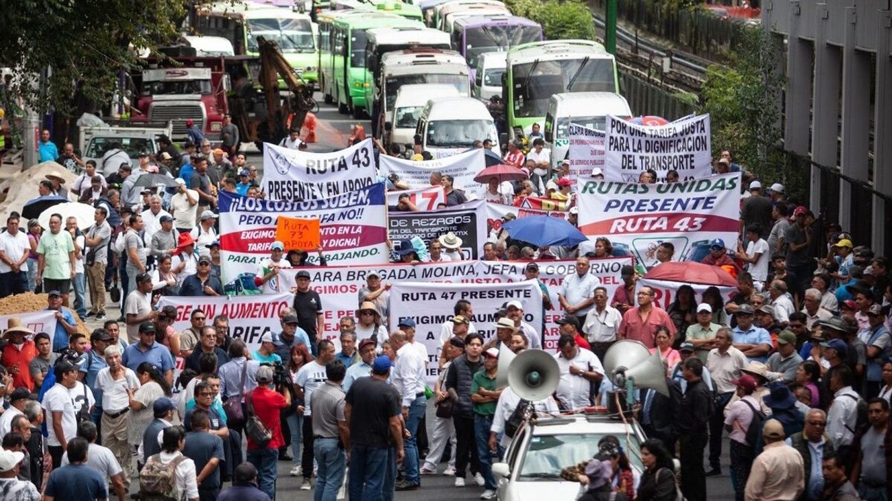 Segob llama al diálogo ante protestas de transportistas