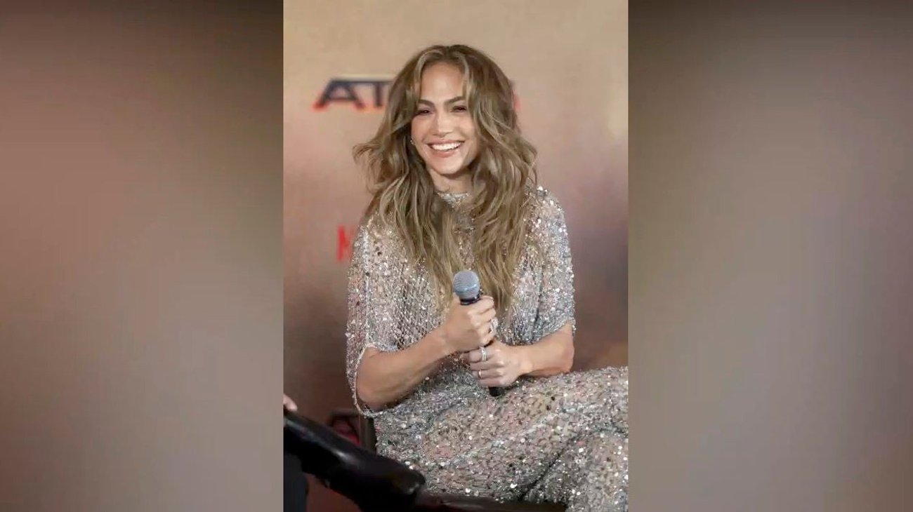 Jennifer López cancela gira para pasar tiempo con su familia