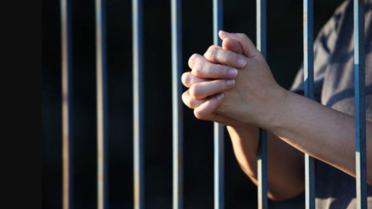 Joven se niega a casarse y es encarcelada en México