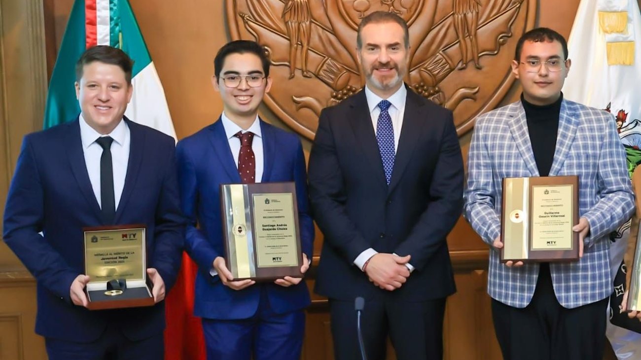 Tres ciudadanos son reconocidos por el Gobierno de Monterrey