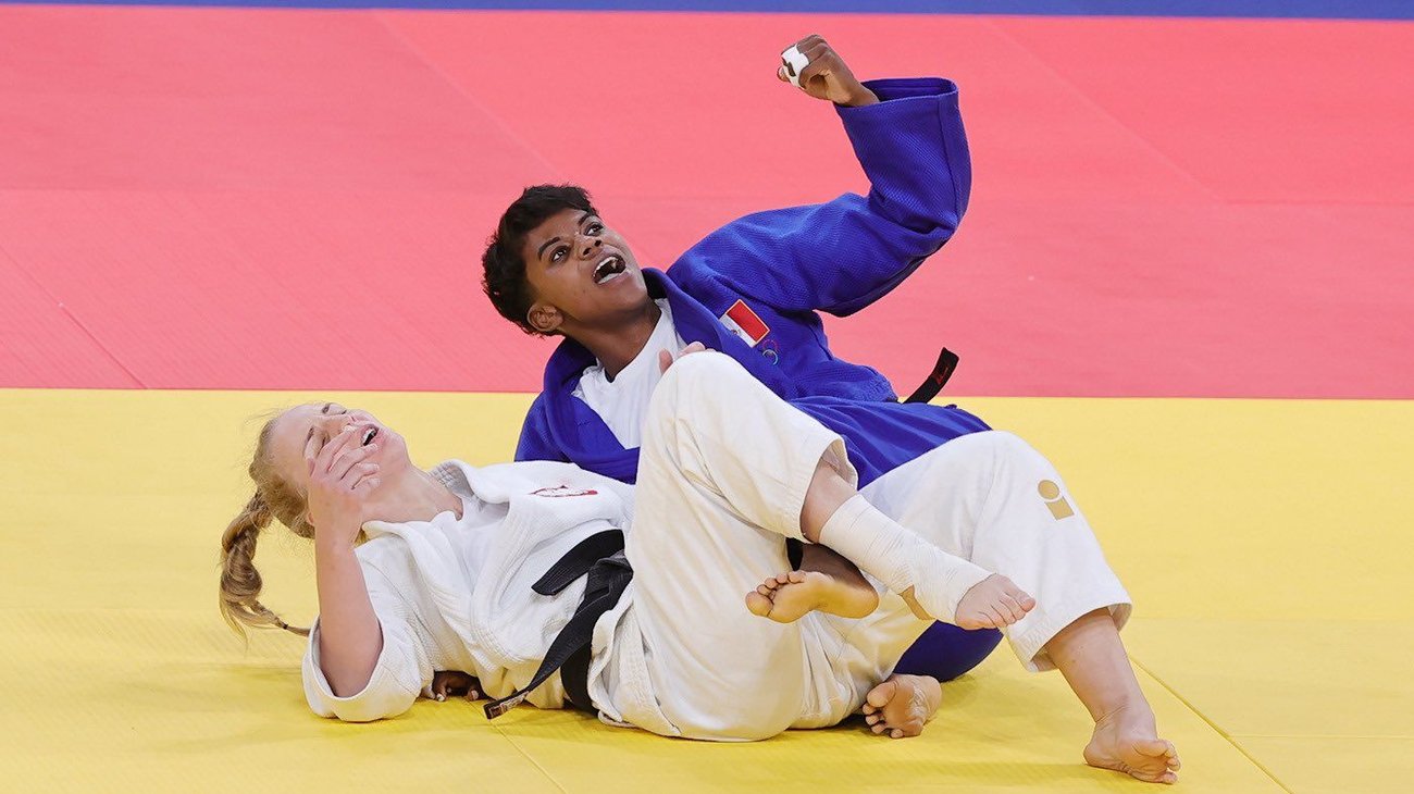Mexicana Awiti Alcaraz hace historia y avanza en judo