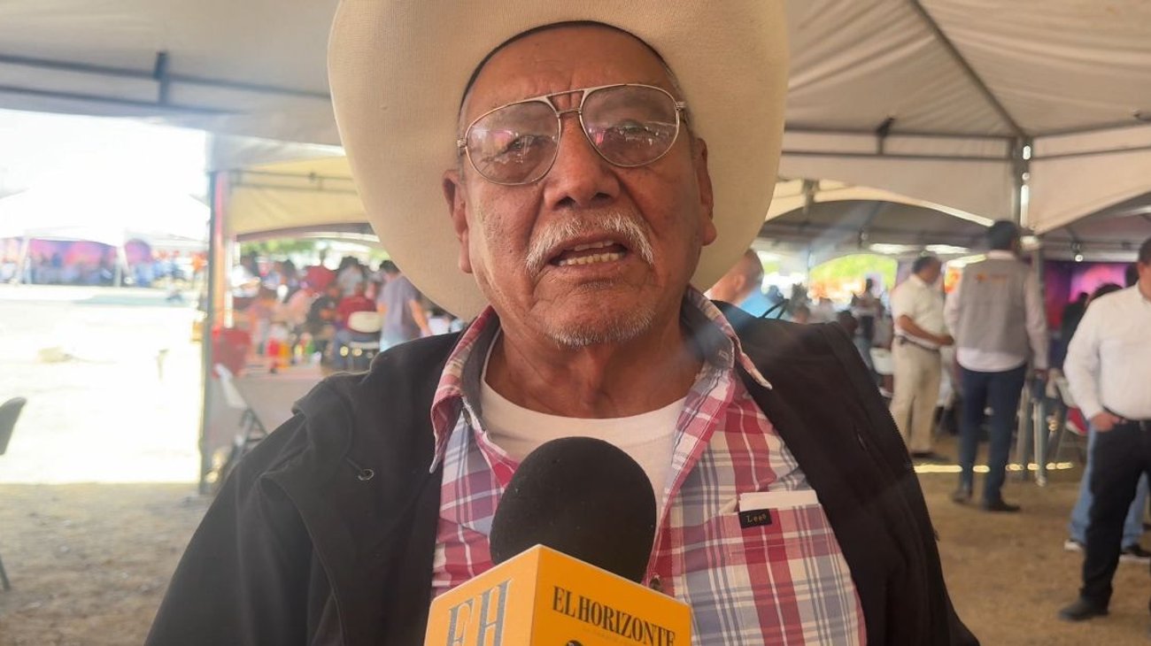 julian_escuela_leer1_caca612b97