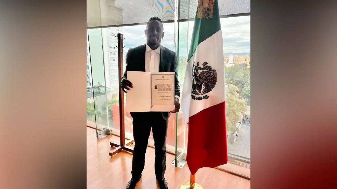 Quiñones recibe carta de naturalización; apunta al Tri