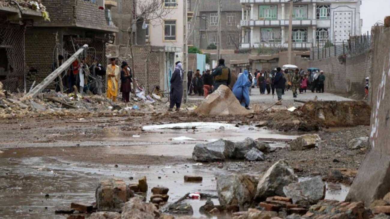 Tres muertos y siete heridos en atentado en Afganistán