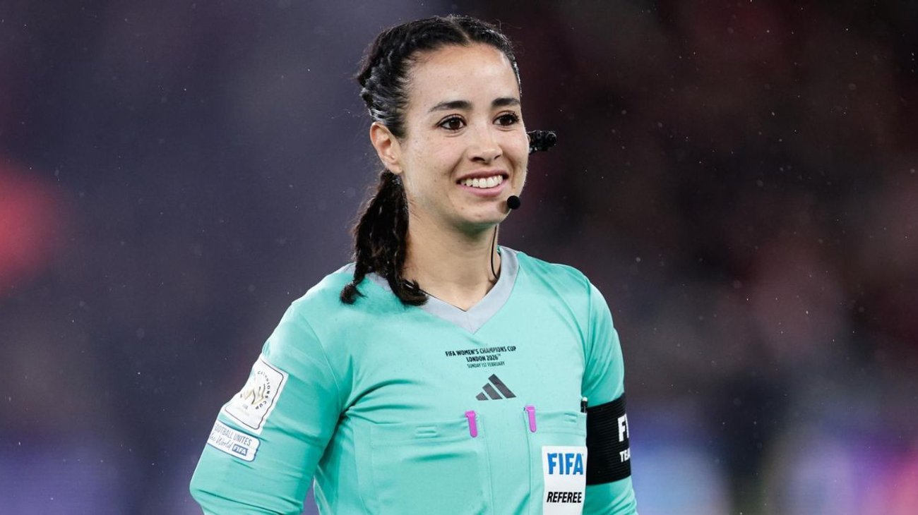 Debutará Katia Itzel como central en el Túnez ante Países Bajos