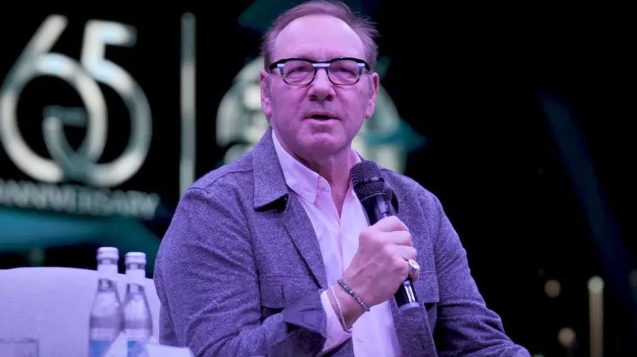 Kevin Spacey fue hospitalizado por temor a ataque cardíaco