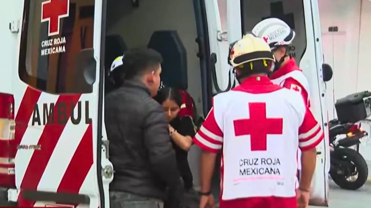 Mujer entra en labor de parto en la vía pública en Monterrey