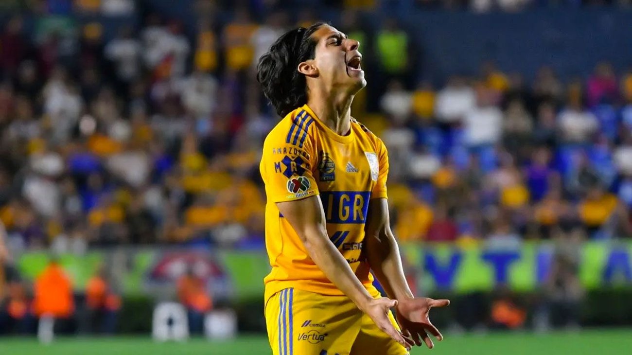 Sufre lesión Diego Lainez y queda fuera ante Pumas y Santos