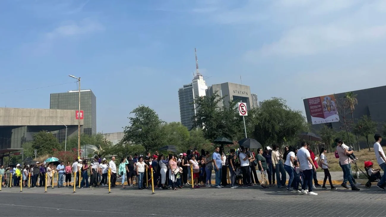 largas_filas_templos_f11d7719c1