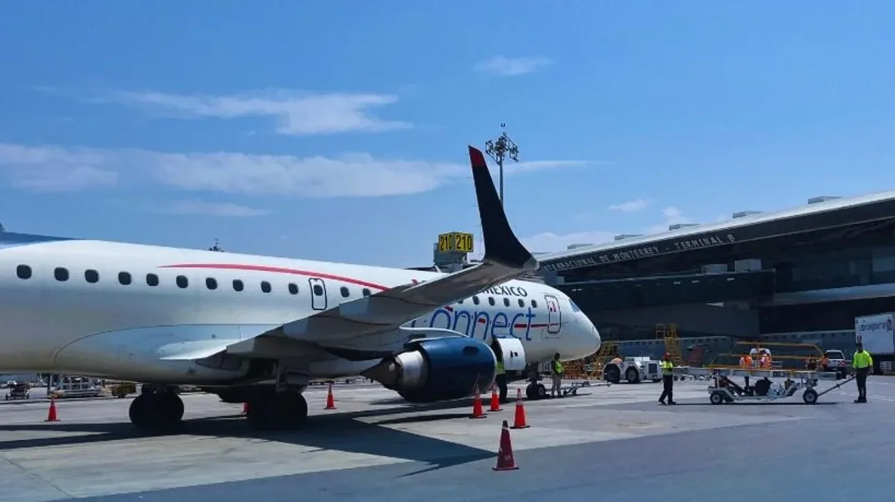 Aeropuerto de Monterrey atrasa aterrizajes por lluvia