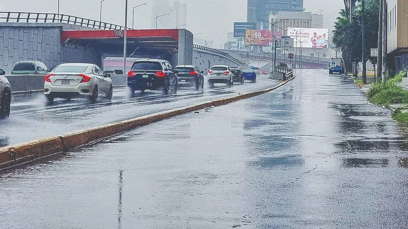 Vigilan zona con potencial ciclónico en el Golfo de México