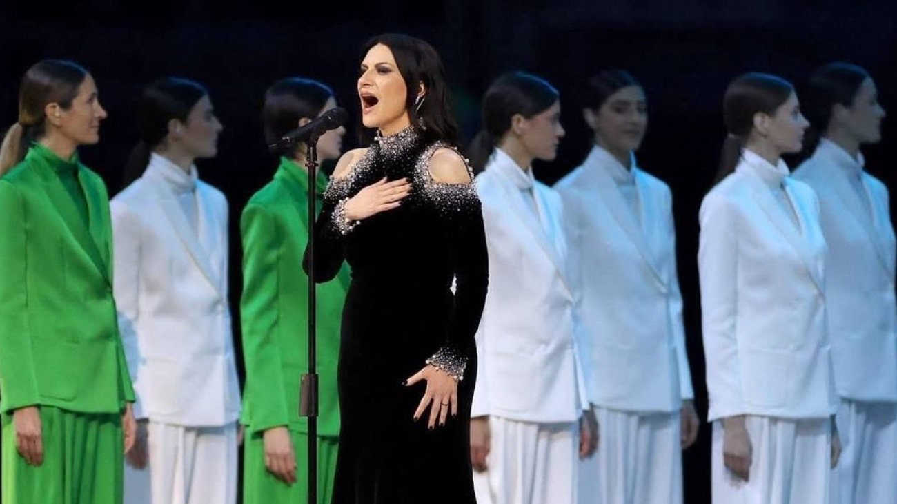 laura_pausini_jjoo_7f5e3c4491