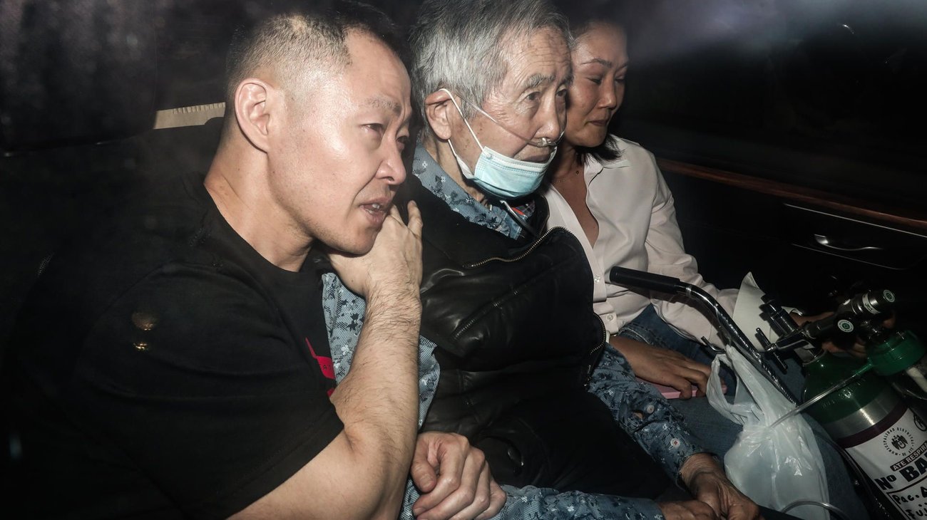 Alberto Fujimori, expresidente de Perú, es liberado