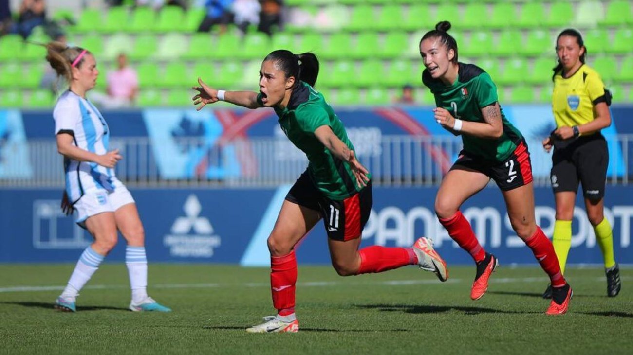 México vence a Argentina y va por el oro en futbol femenino