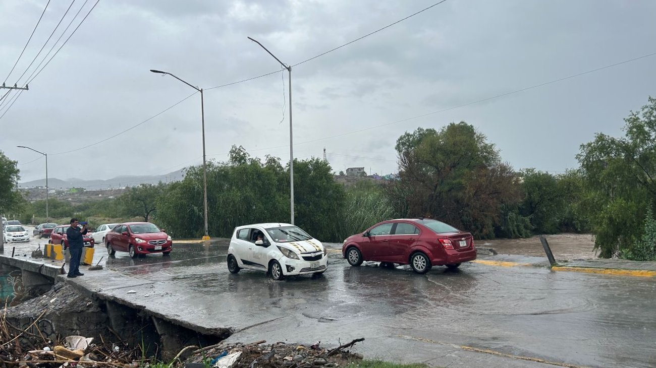 Busca Ramos Arizpe retirar arena y grava de las calles 